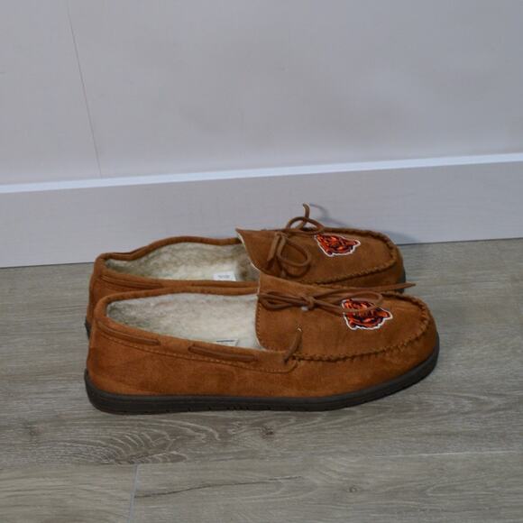 FOCO Chicago Bears Embroidered Moccasin Slipper Size Med US 9-10 - Picture 2 of 9